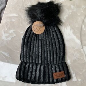 Britt's Knits Glacier Knit Pom Hat - Black
